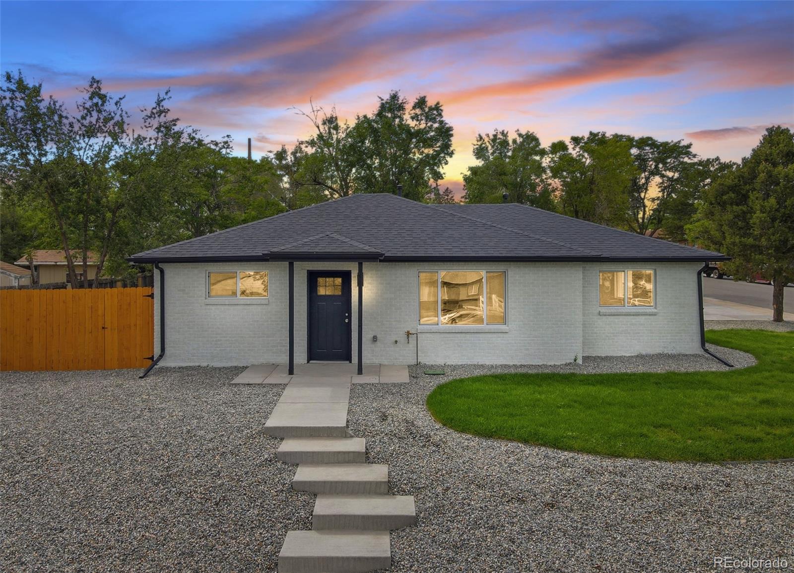 9441 Lilly Court — photo