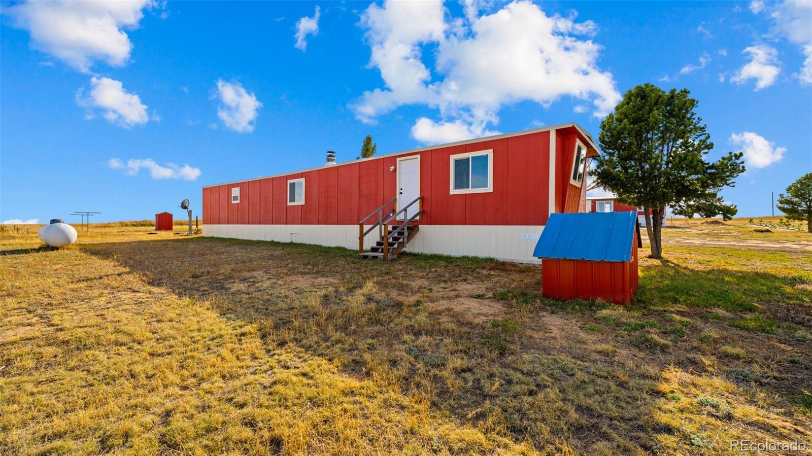 37155 E Jones Road, Yoder, CO 80864 — photo 2