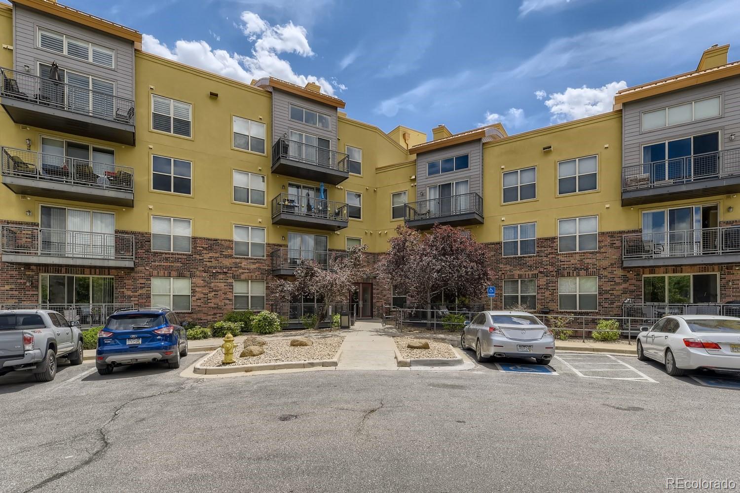 9019 E Panorama 406 — photo