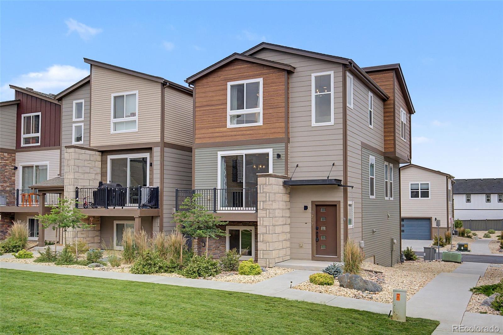 6717 Lily Mountain Lane — photo