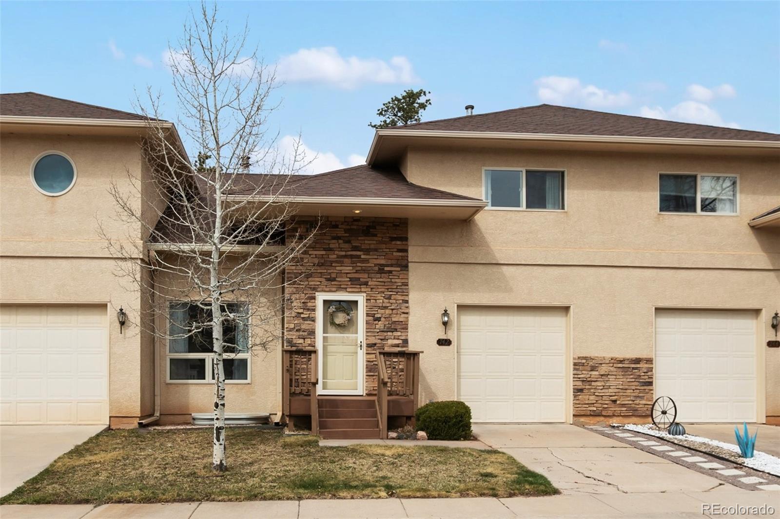 742 Westwood Trace — photo