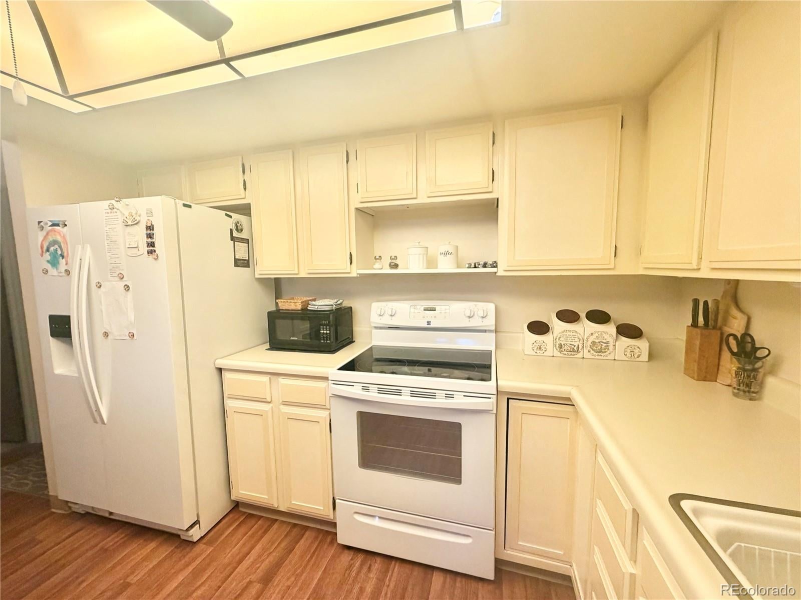13890 E Marina Drive 305 — photo