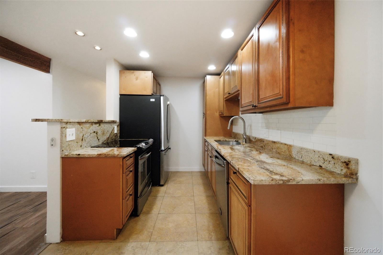 1061 1 W Beaver Creek Boulevard K104 — photo