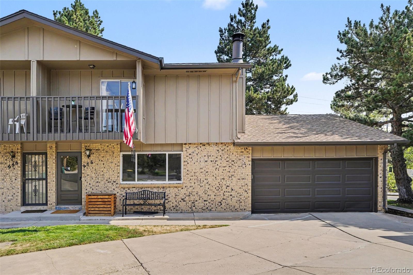 986 Welch Court — photo