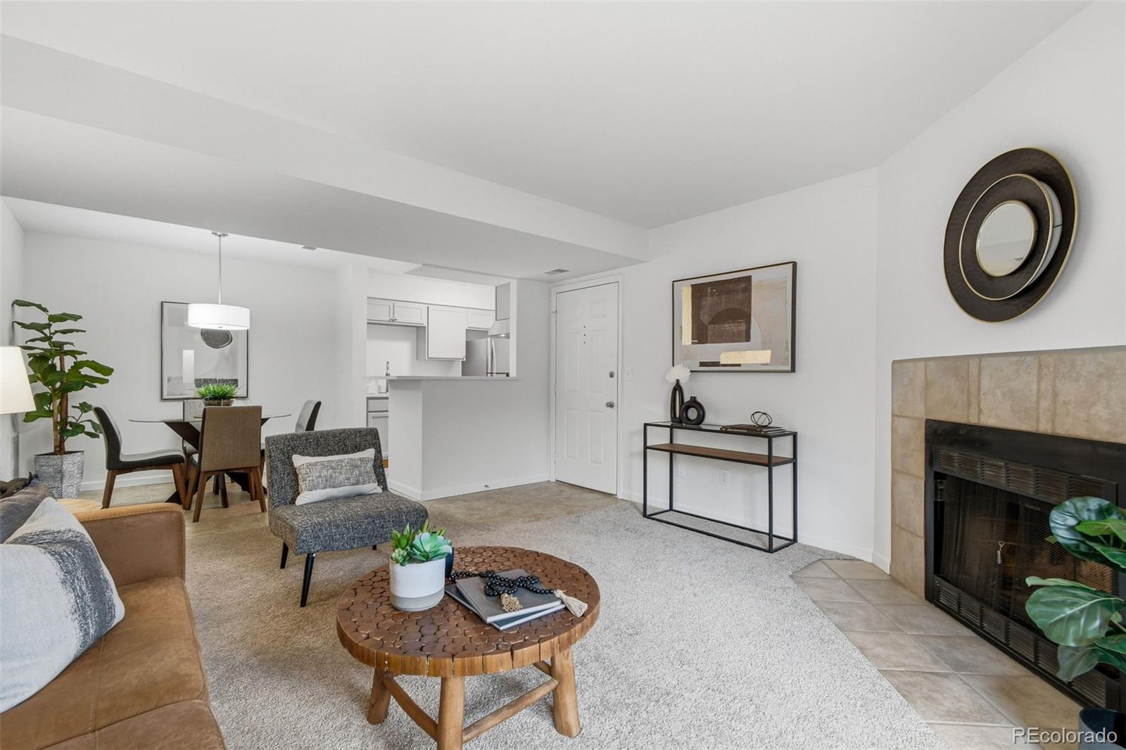 4658 White Rock Circle 7 — photo