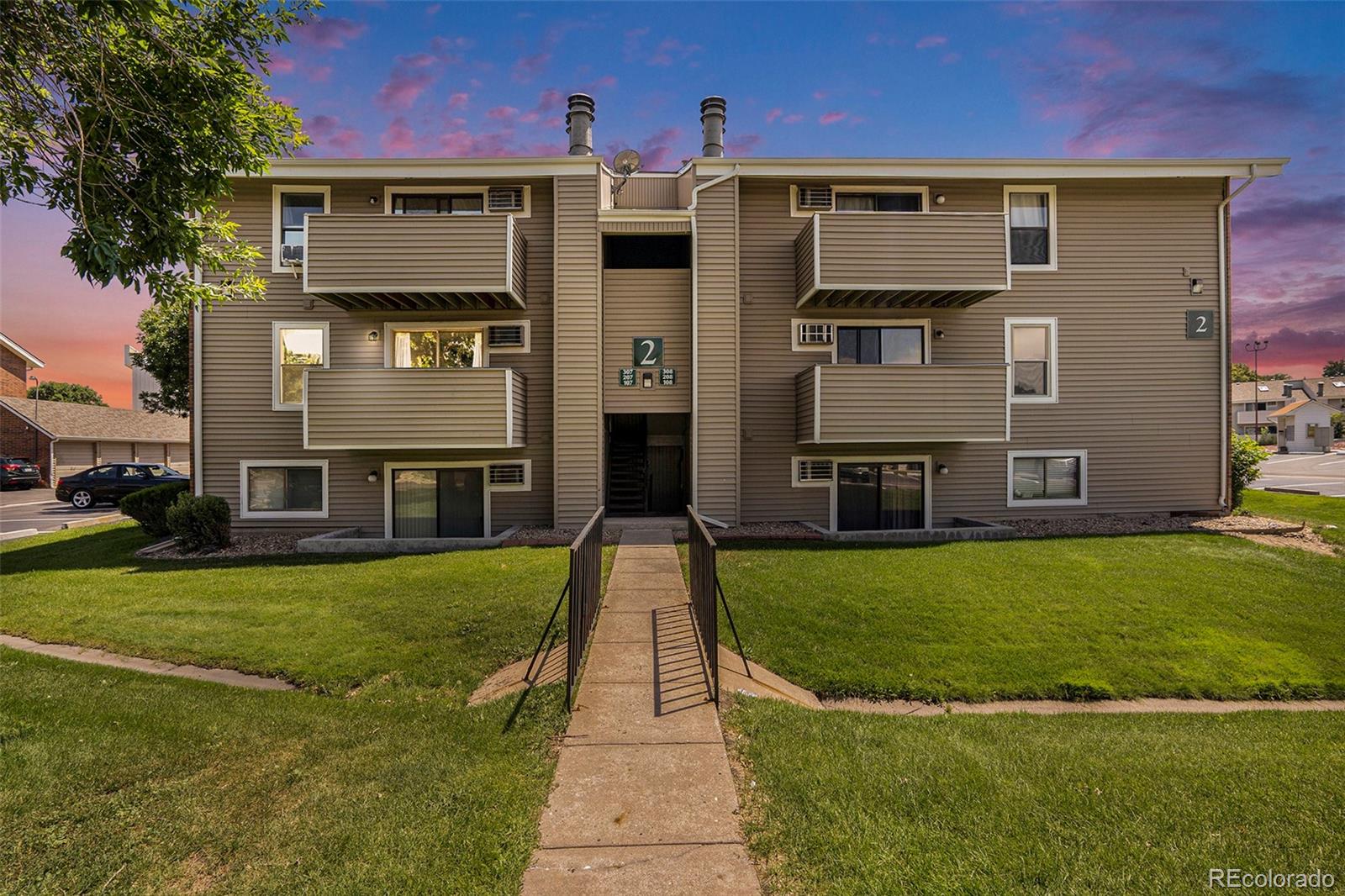 10150 E Virginia Avenue 207 — photo