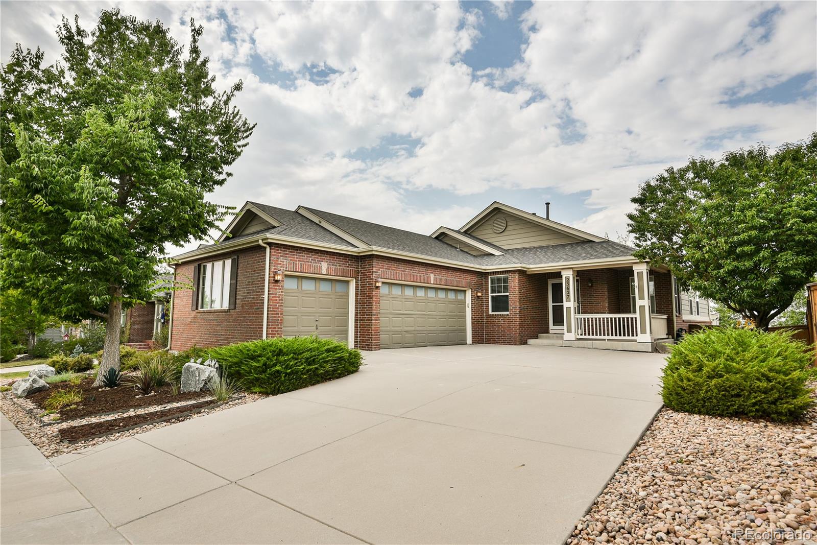 23627 E Bellewood Drive — photo
