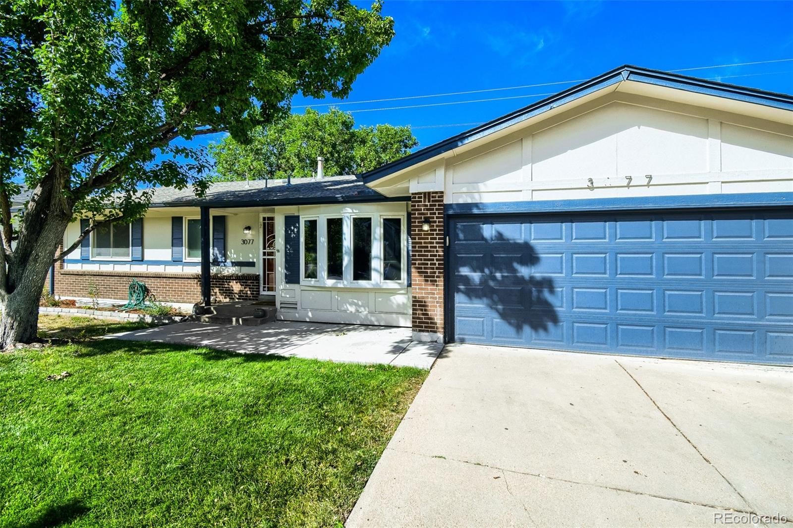 3077 S Rosemary Street — photo