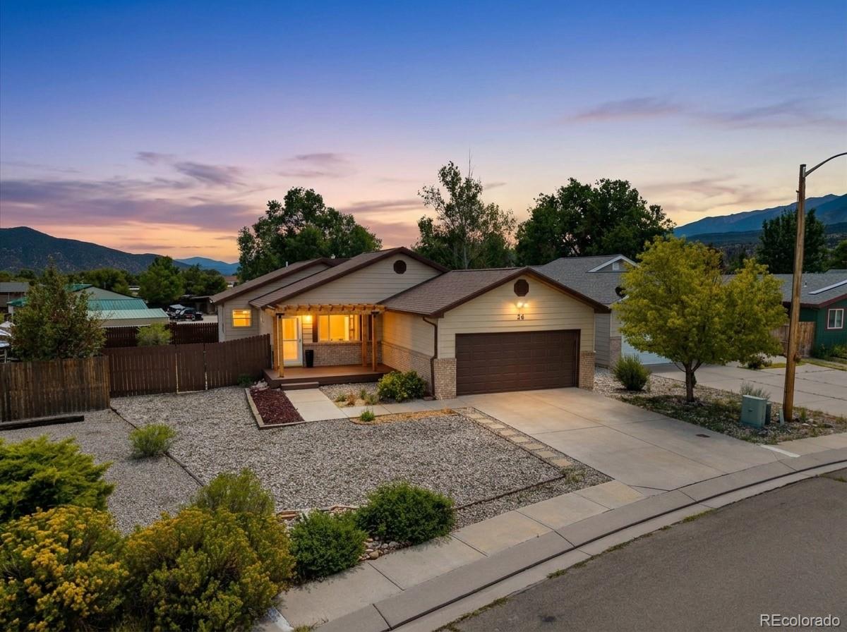 26 Rex Circle — photo