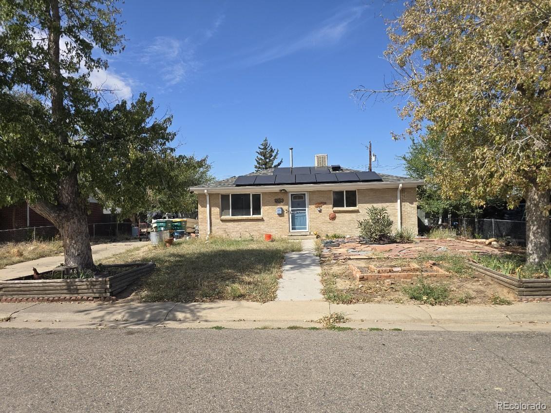 3073 Blackhawk Street — photo