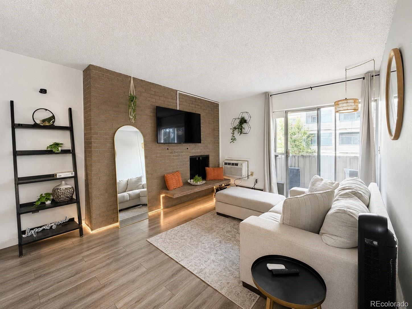 4110 Hale Parkway 2C — photo