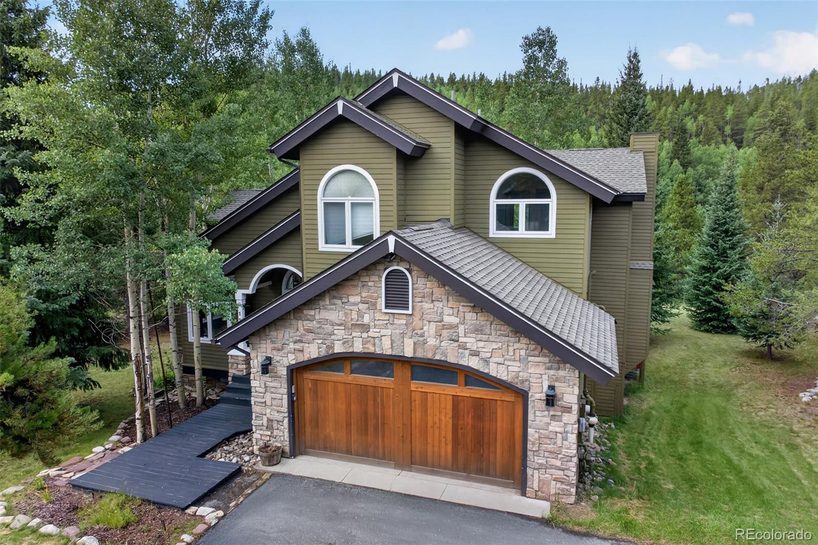 1210 Brooks Hill Drive — photo