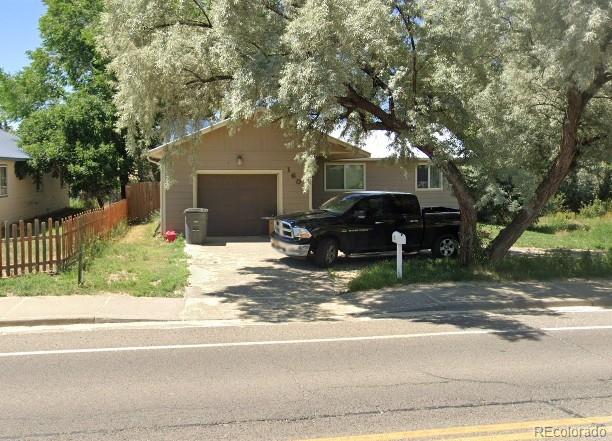 1601 E Empire Street — photo