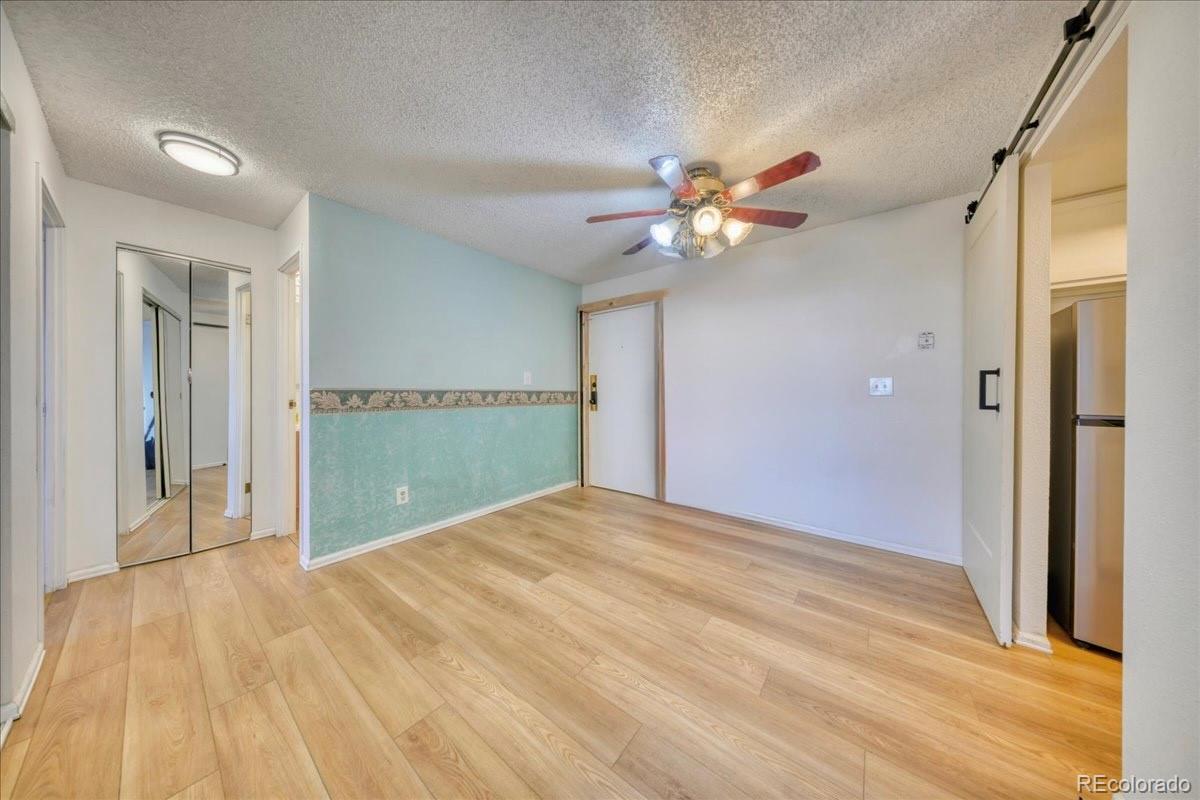 1150 Golden Circle 511 — photo