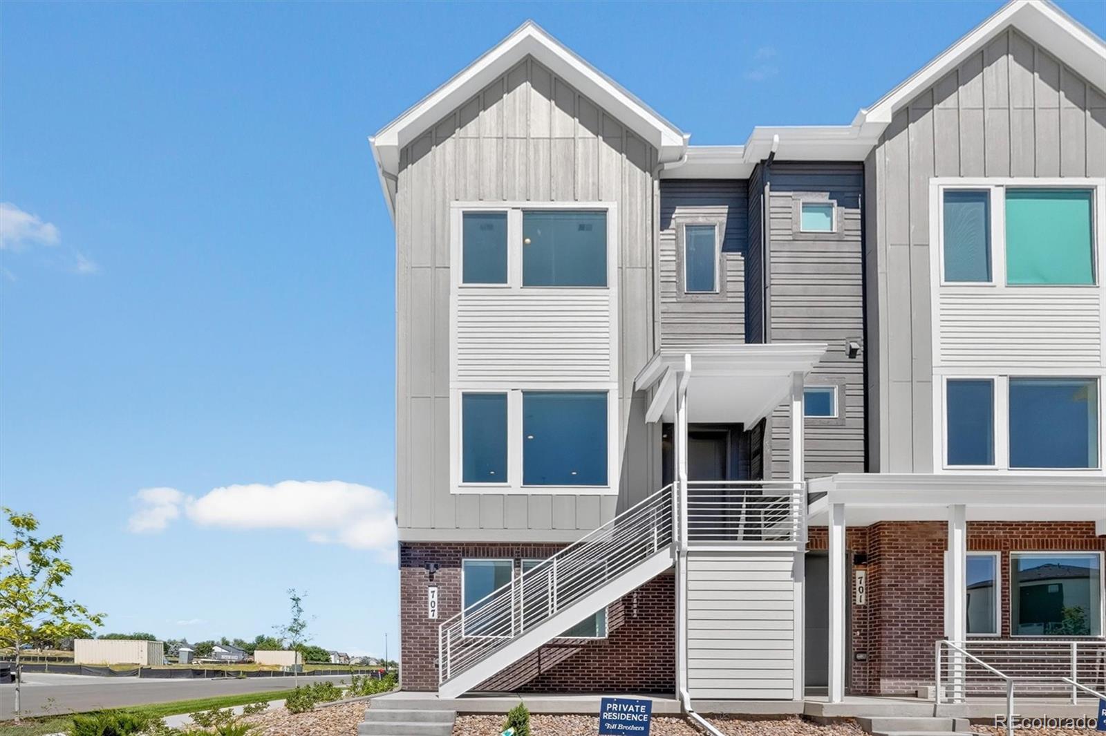 707 Saddle Drive — photo