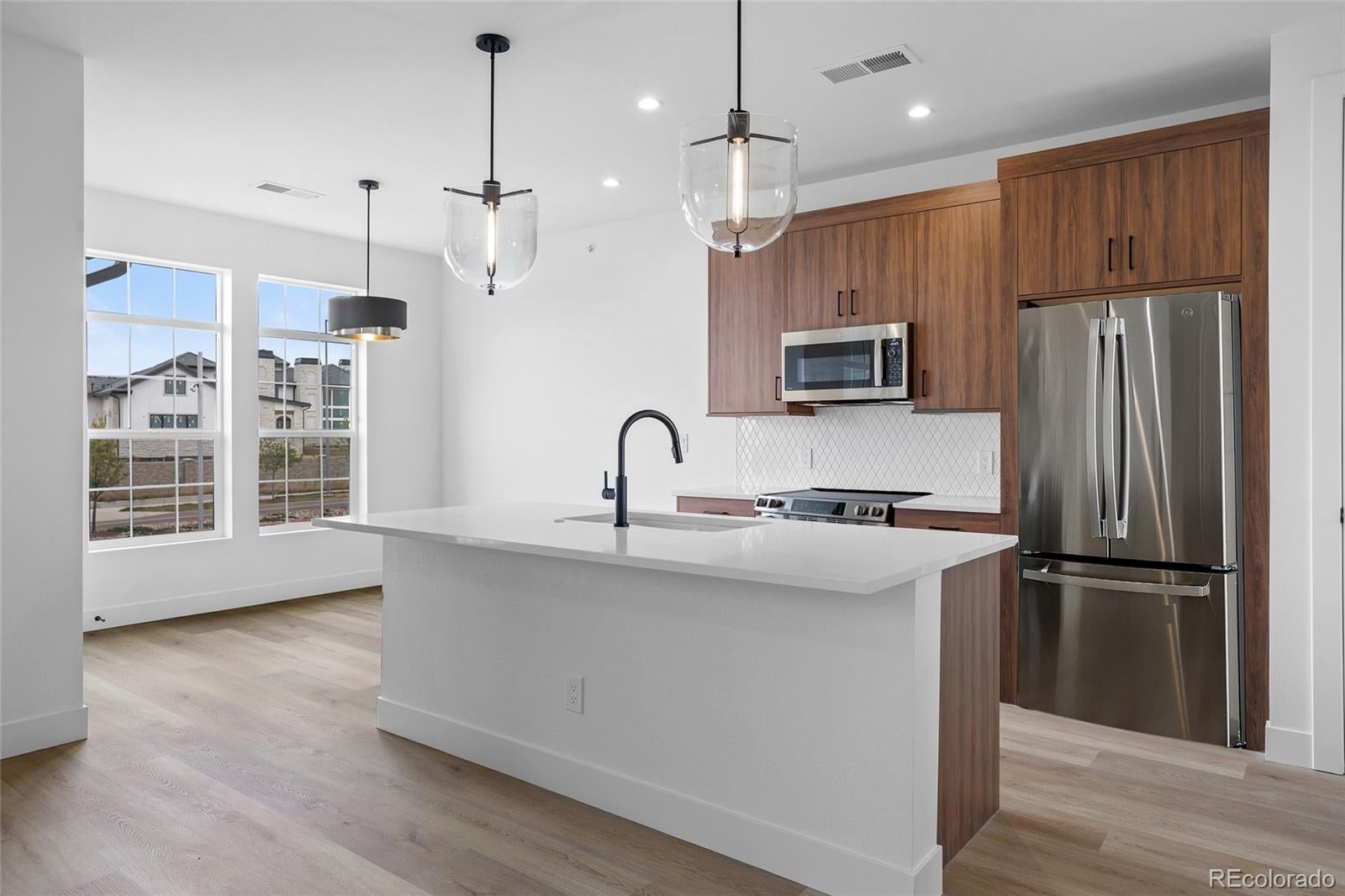 3413 Molly Circle — photo