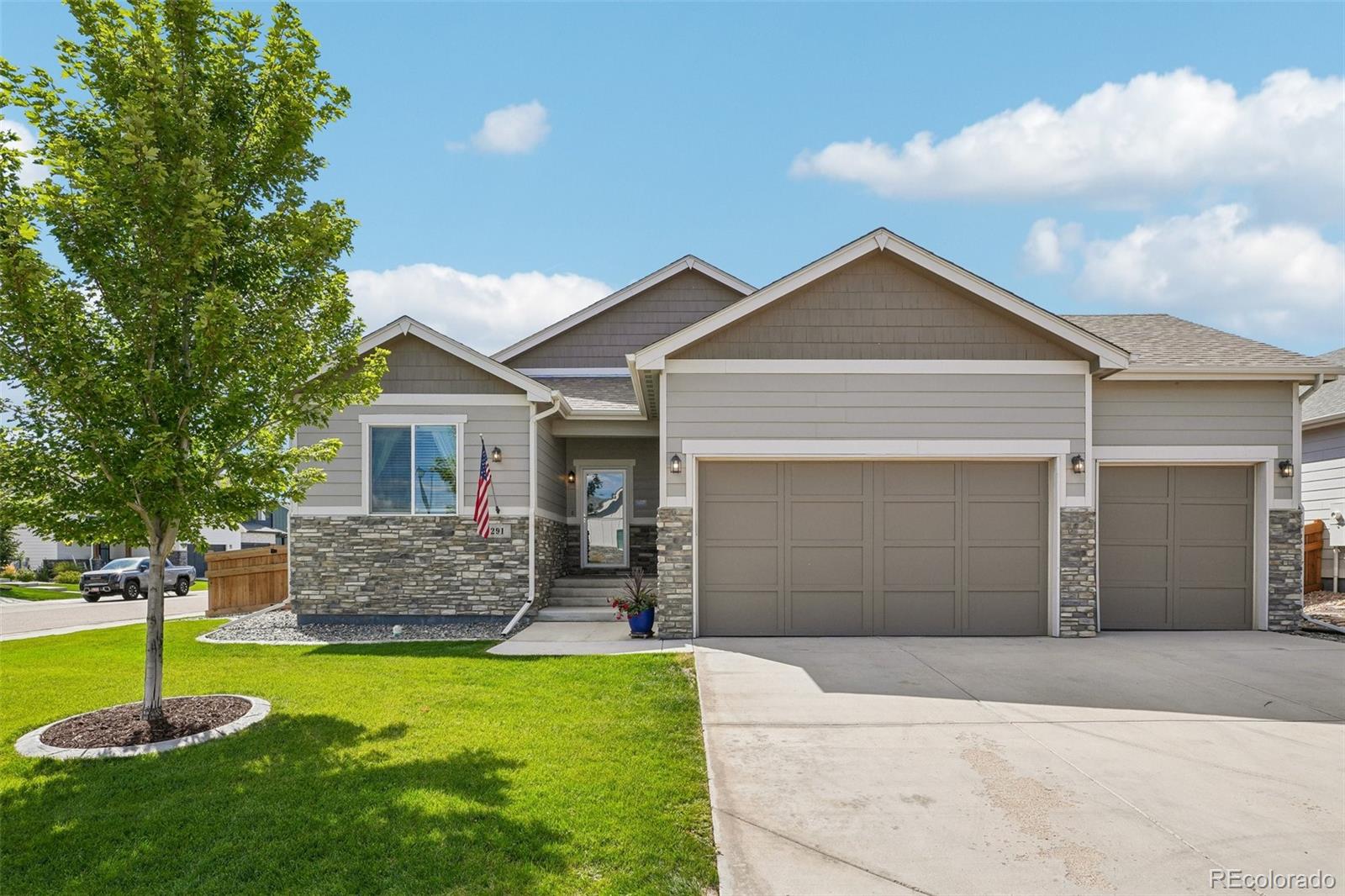 291 Saskatoon Drive — photo