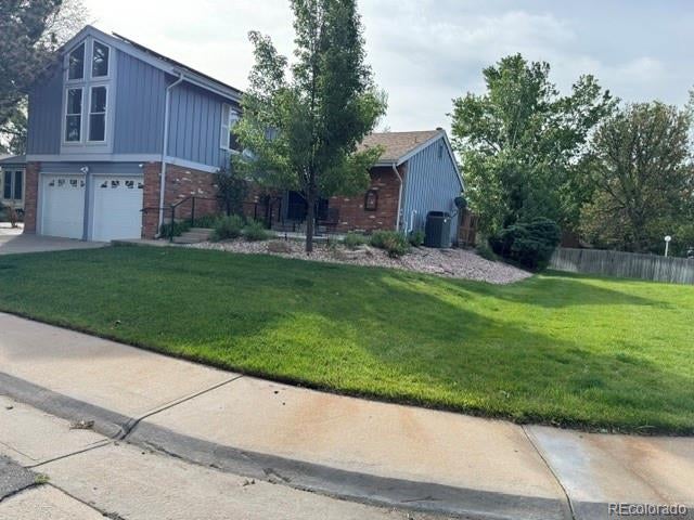 11410 E Bates Court — photo