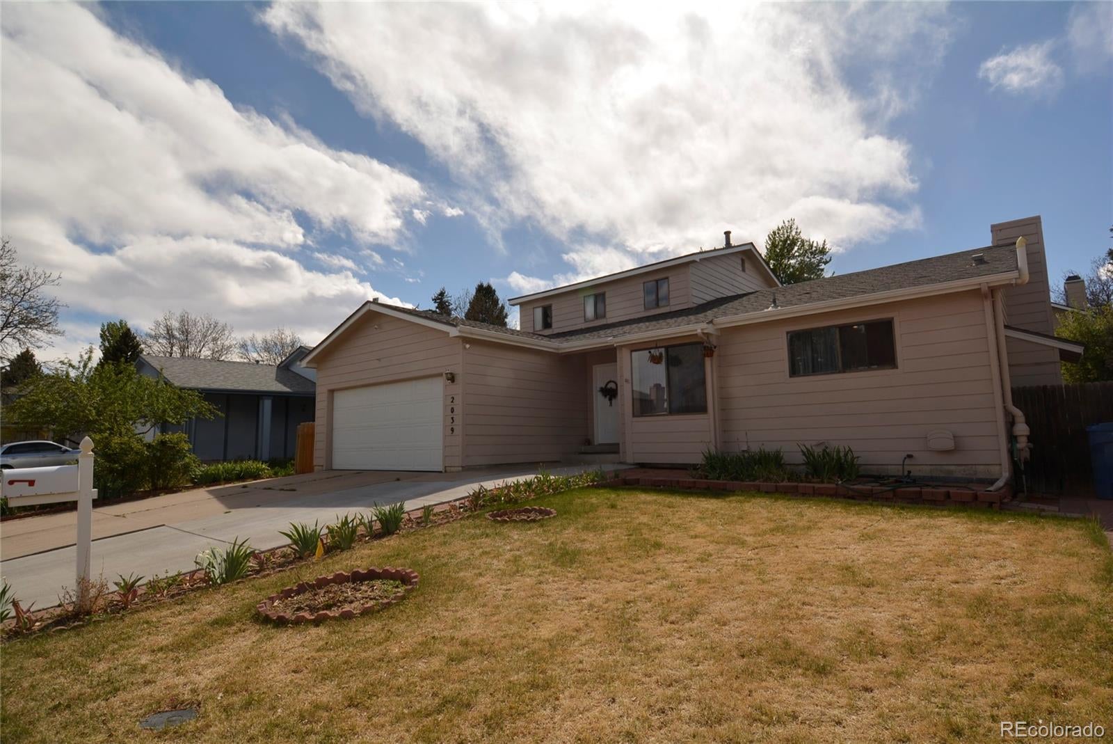 2039 S Fairplay Street — photo