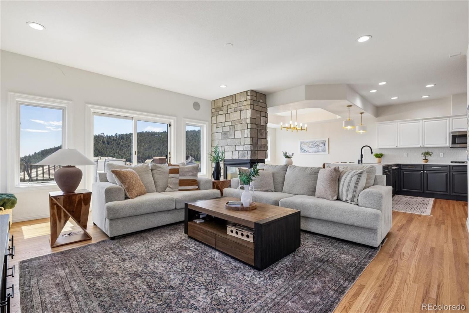 561 Ridgeside Drive — photo