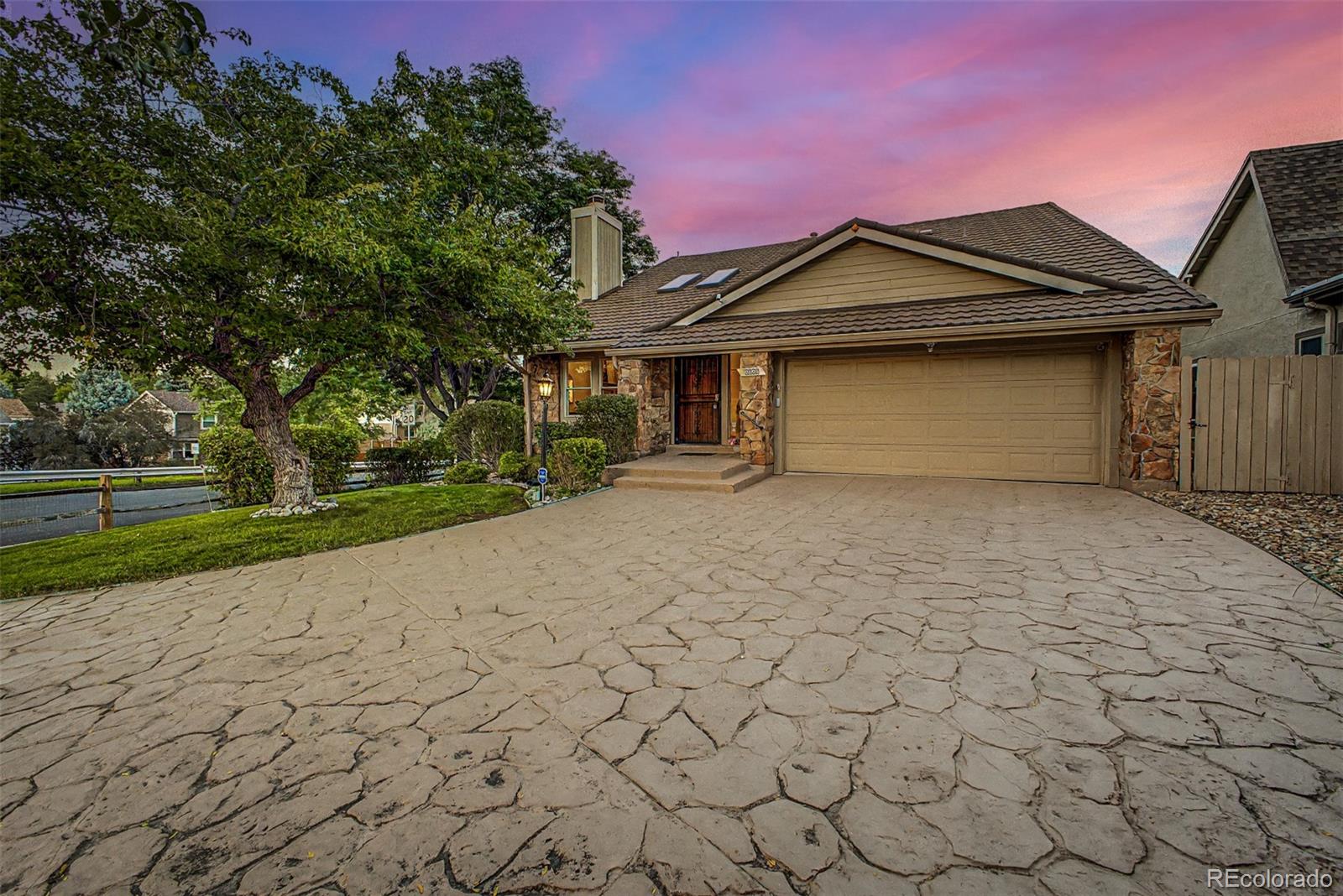 9896 E Maplewood Circle — photo