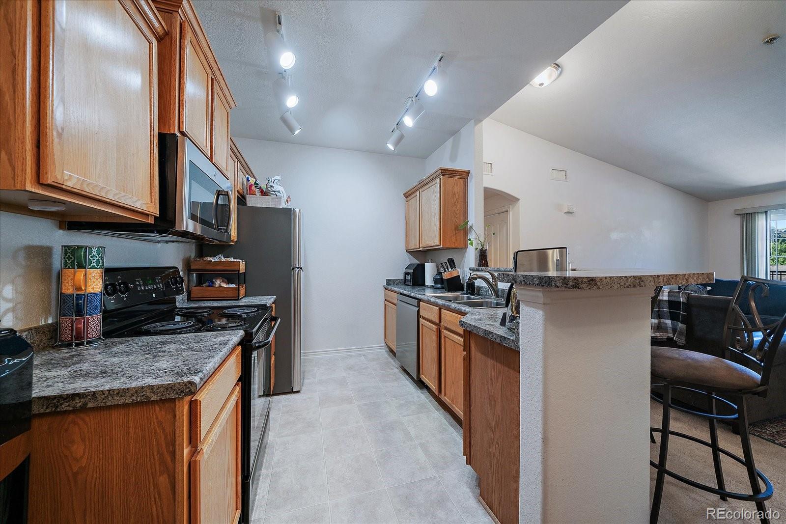 18669 Stroh Road 10206 — photo