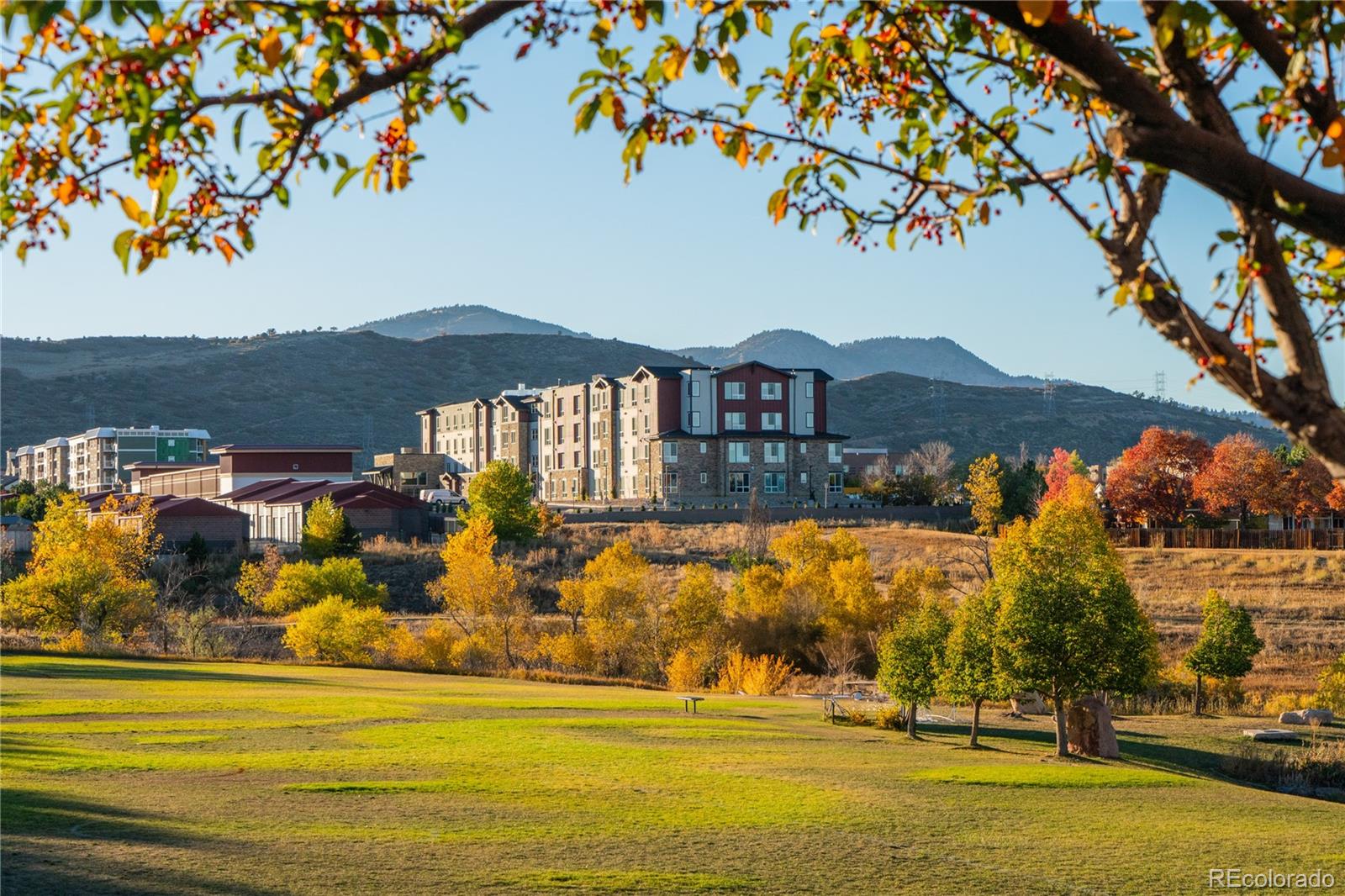 12983 W Ida Avenue 319 — photo