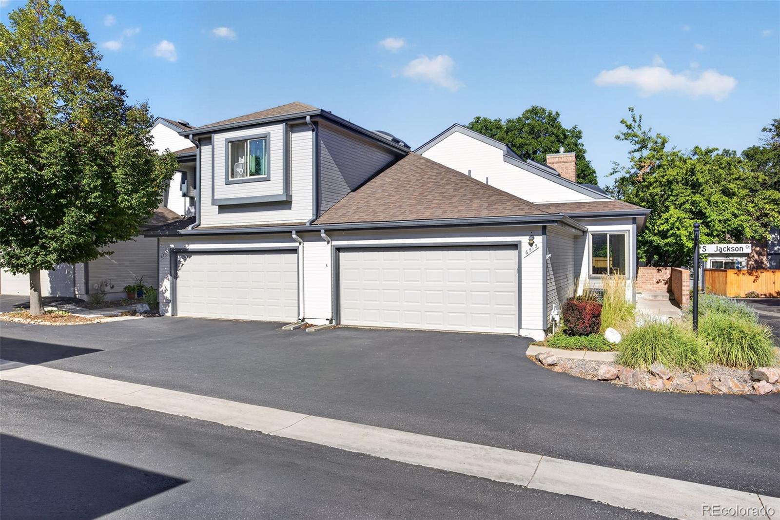 6515 S Jackson Court — photo