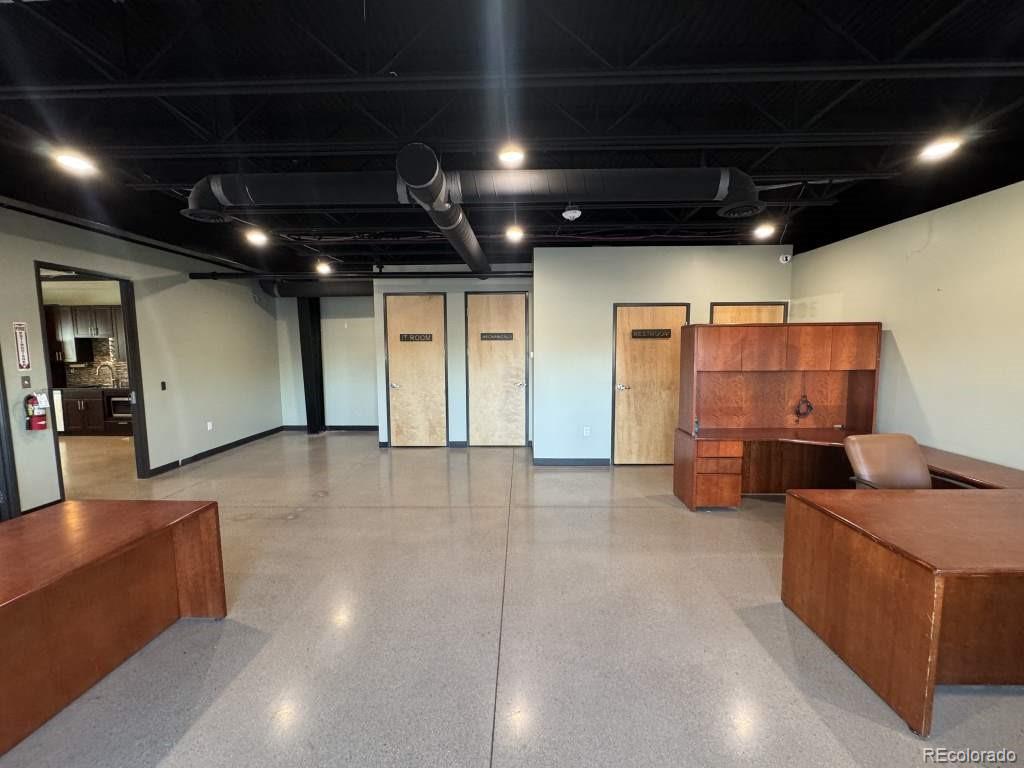 3000 Airport Drive 406 — photo