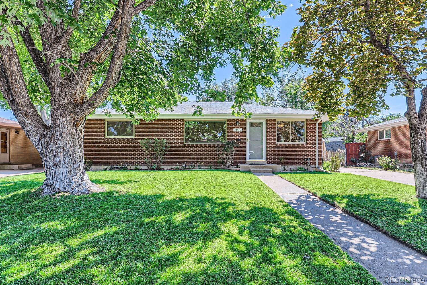 4030 S Inca Street — photo