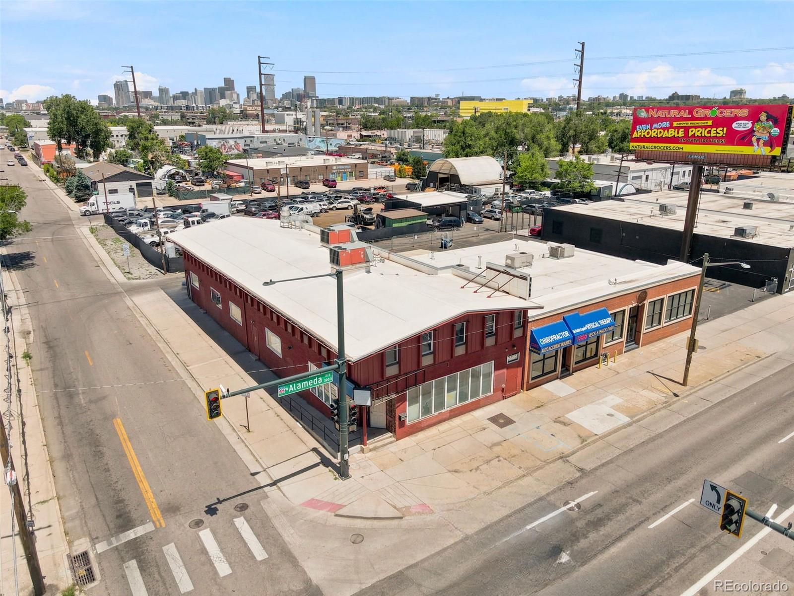 1395 W Alameda Avenue — photo