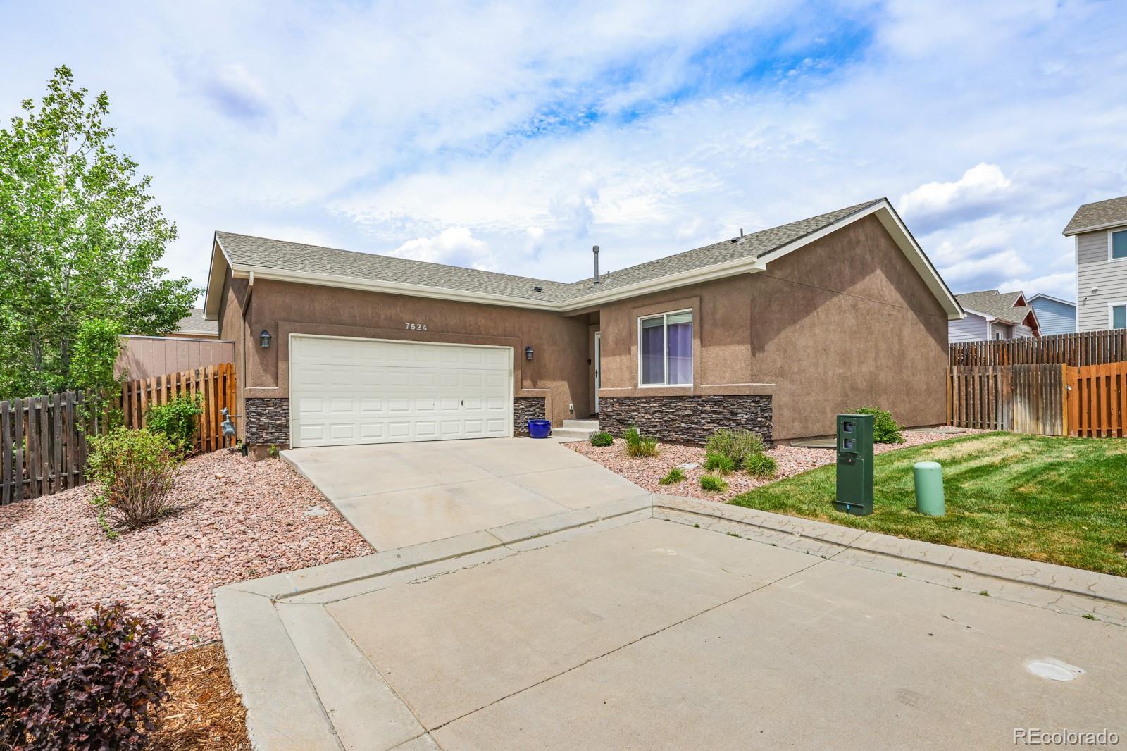 7624 Teocalli Point — photo