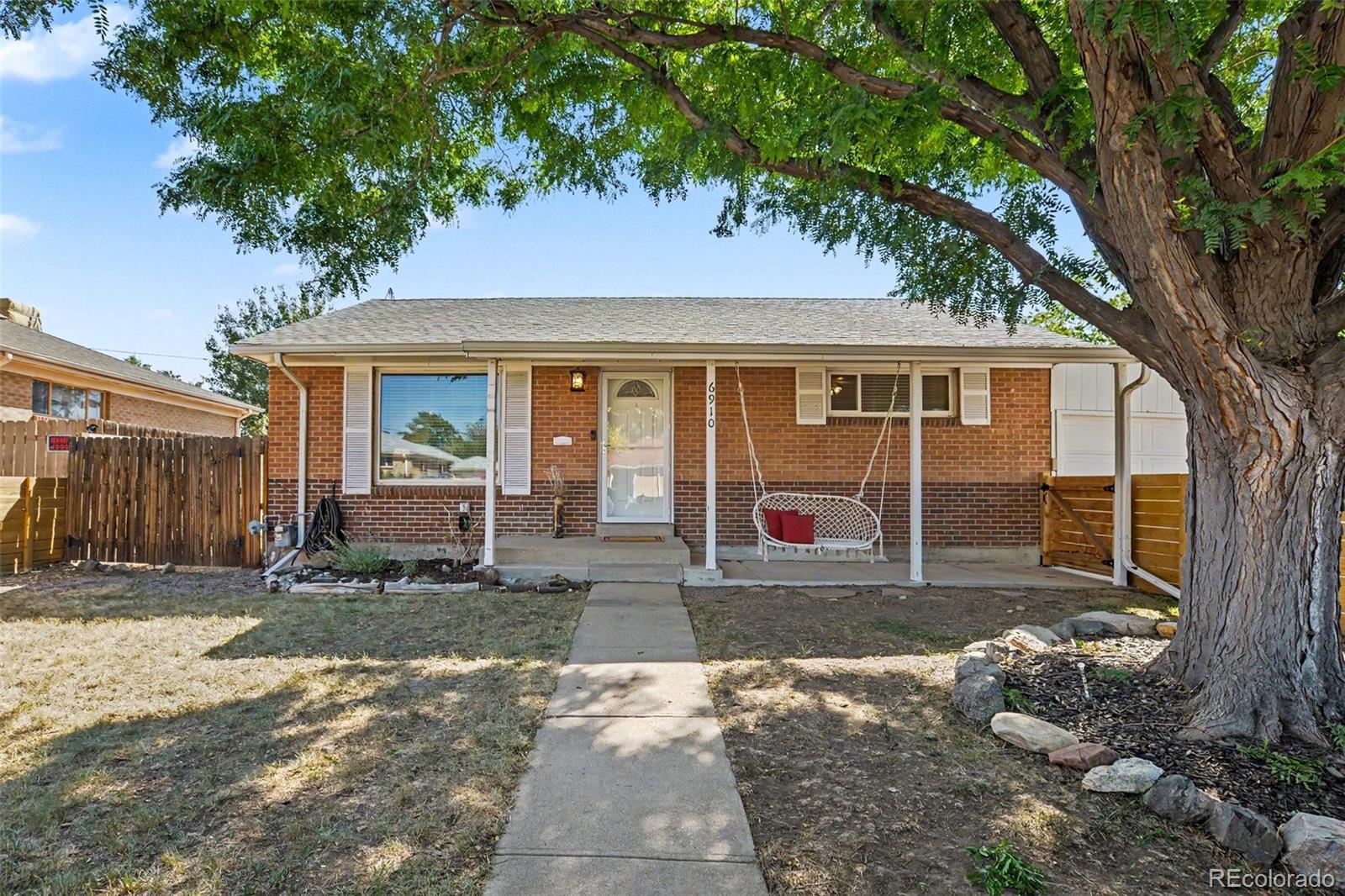 6910 Ruth Way — photo