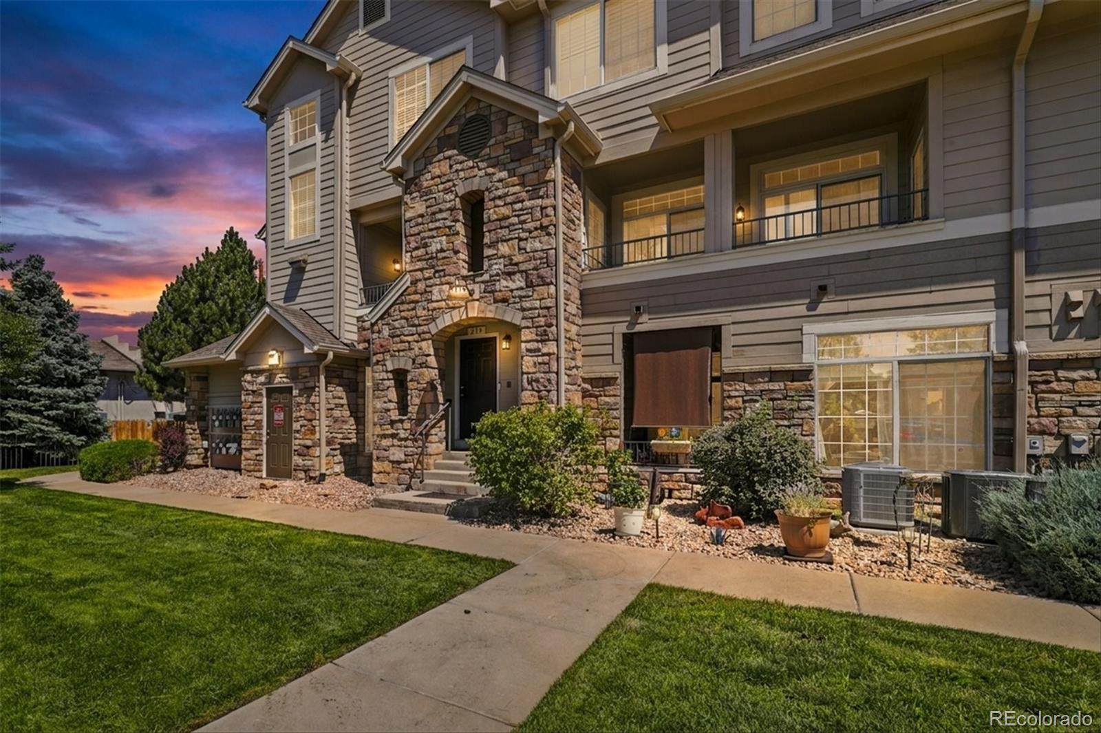 1509 S Florence Court 215 — photo