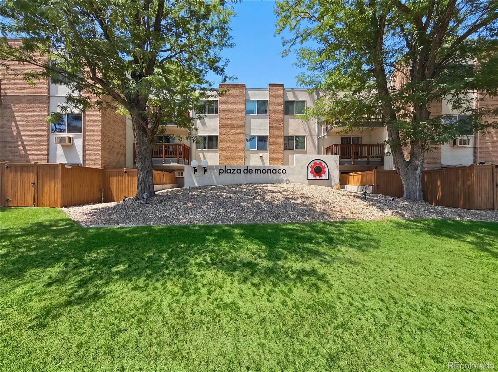 2835 S Monaco Street Parkway 1-108 — photo