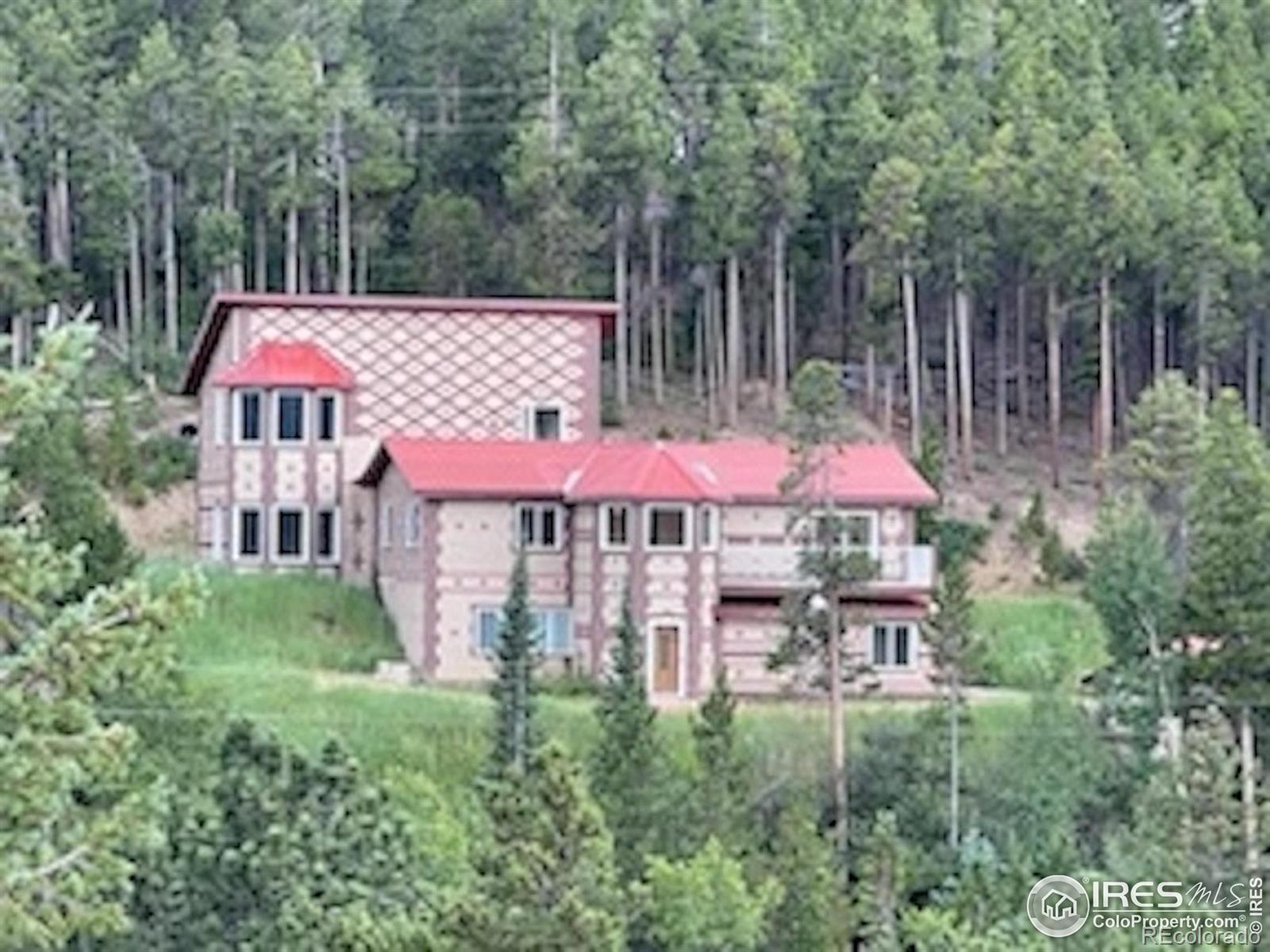 8 Valley View Drive — photo