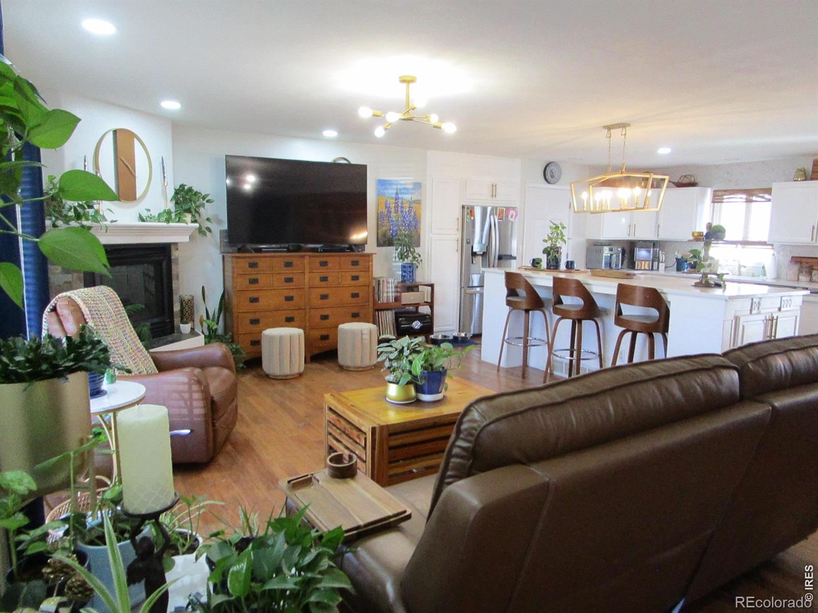 322 Vine Street — photo