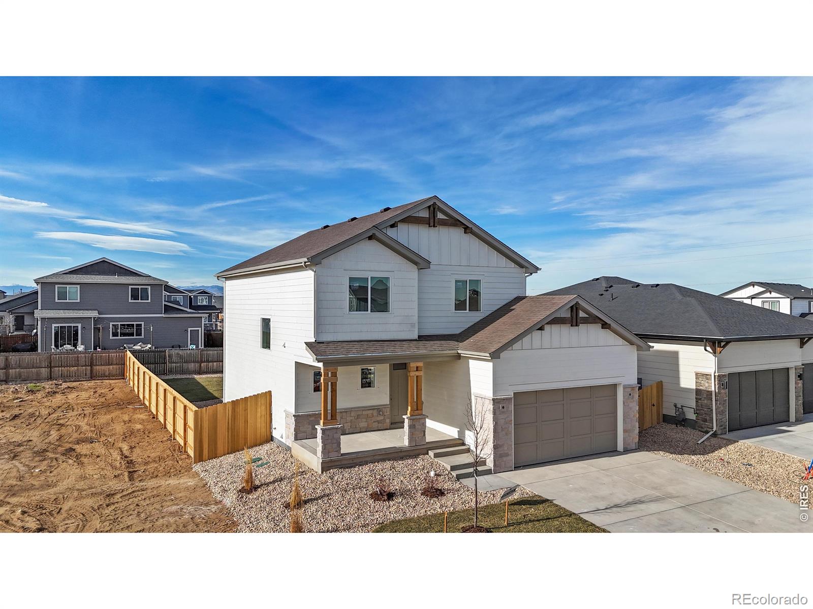 1395 S Gardenia Drive — photo