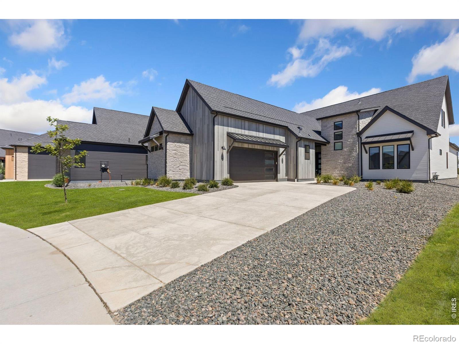 754 Beachside Drive — photo