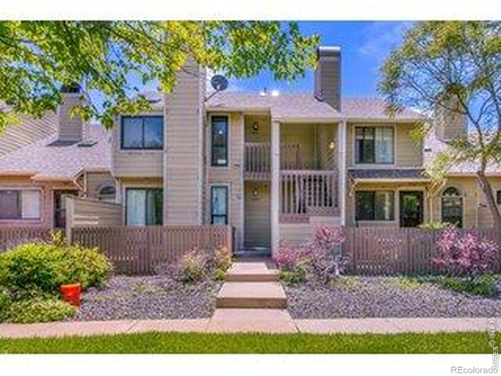 347 S Taft Court 16 — photo