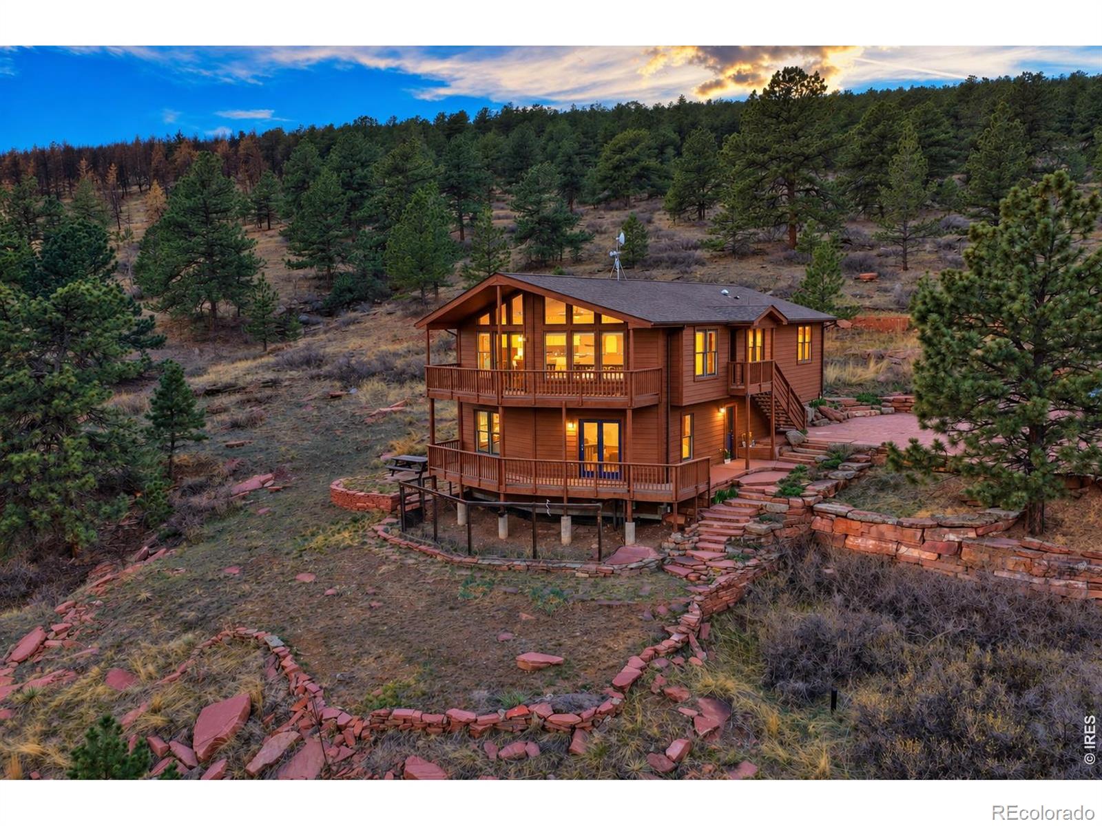 2901 Stone Canyon Road — photo