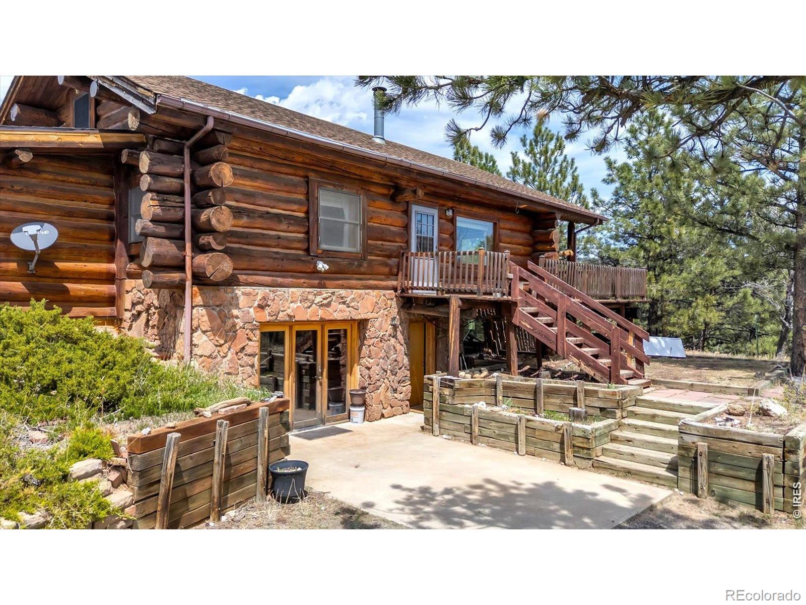 679 Cougar Drive — photo