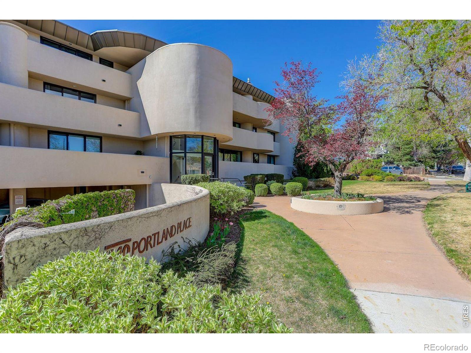 1140 Portland Place 208 — photo