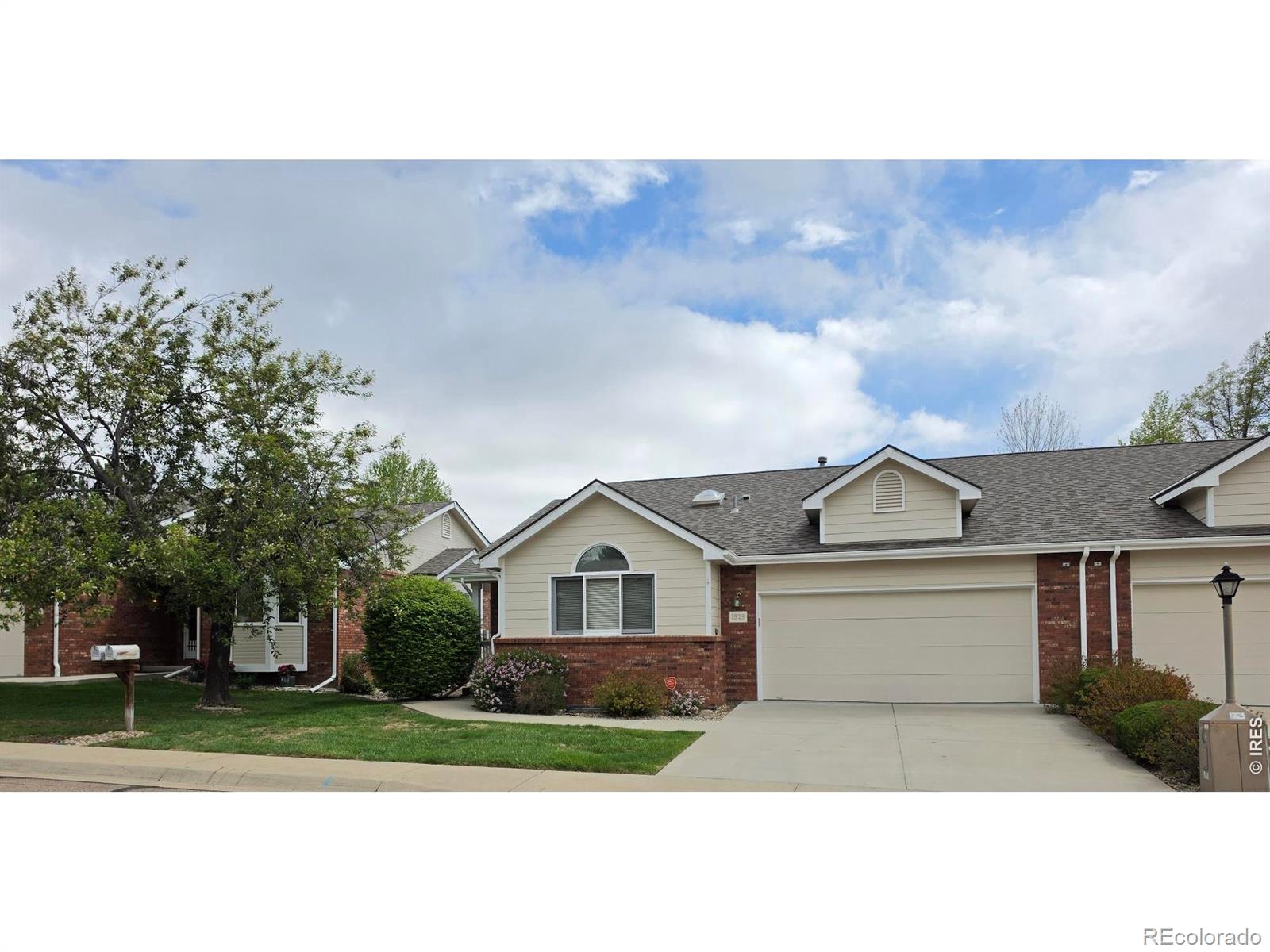 1526 Tulip Court — photo