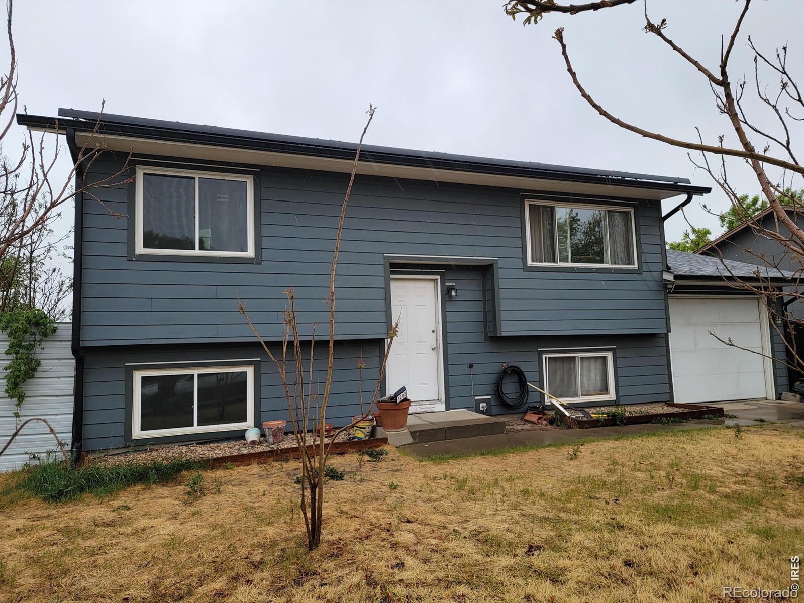 1202 Moore Drive — photo