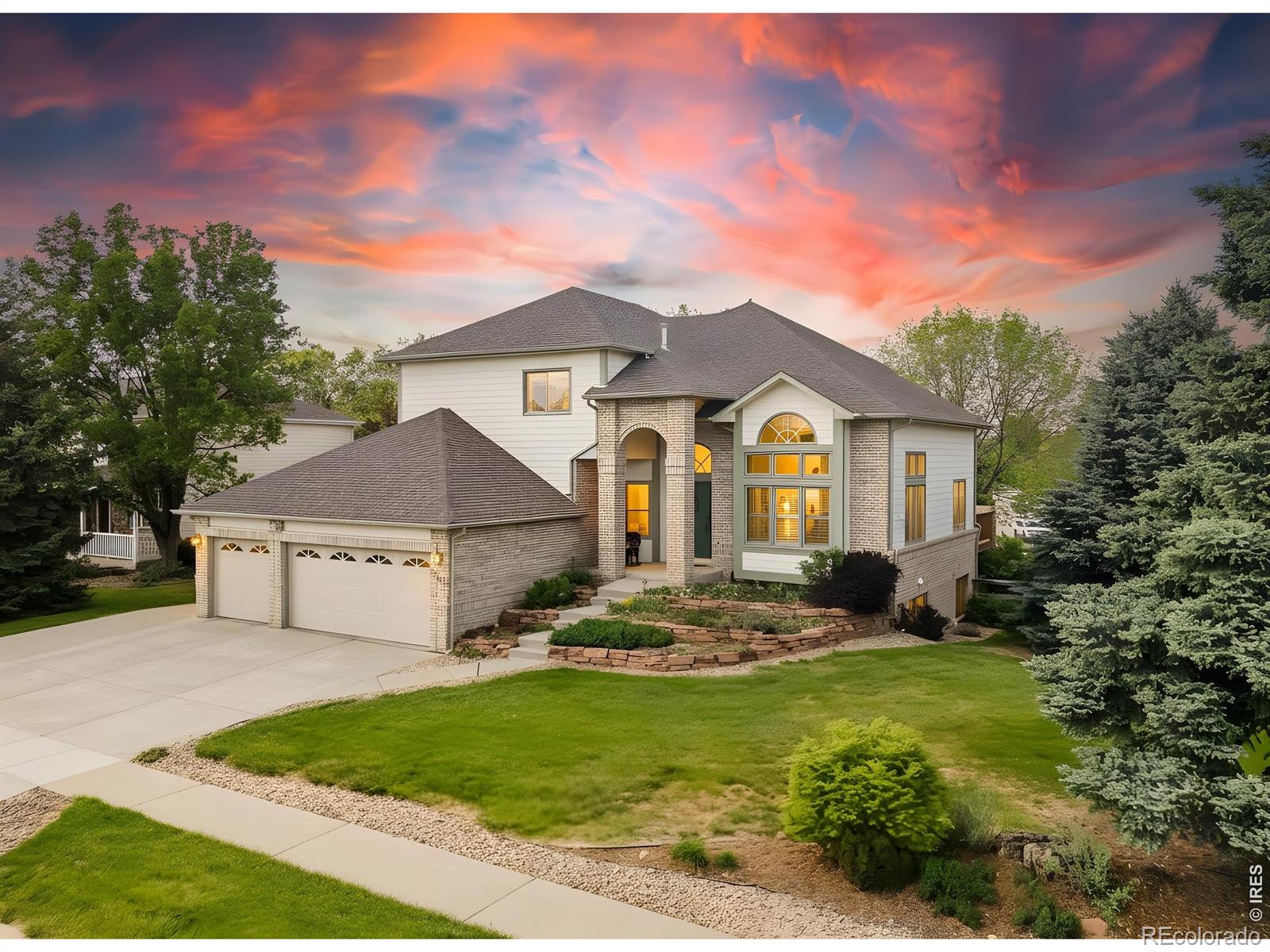 2284 Indian Peaks Circle — photo