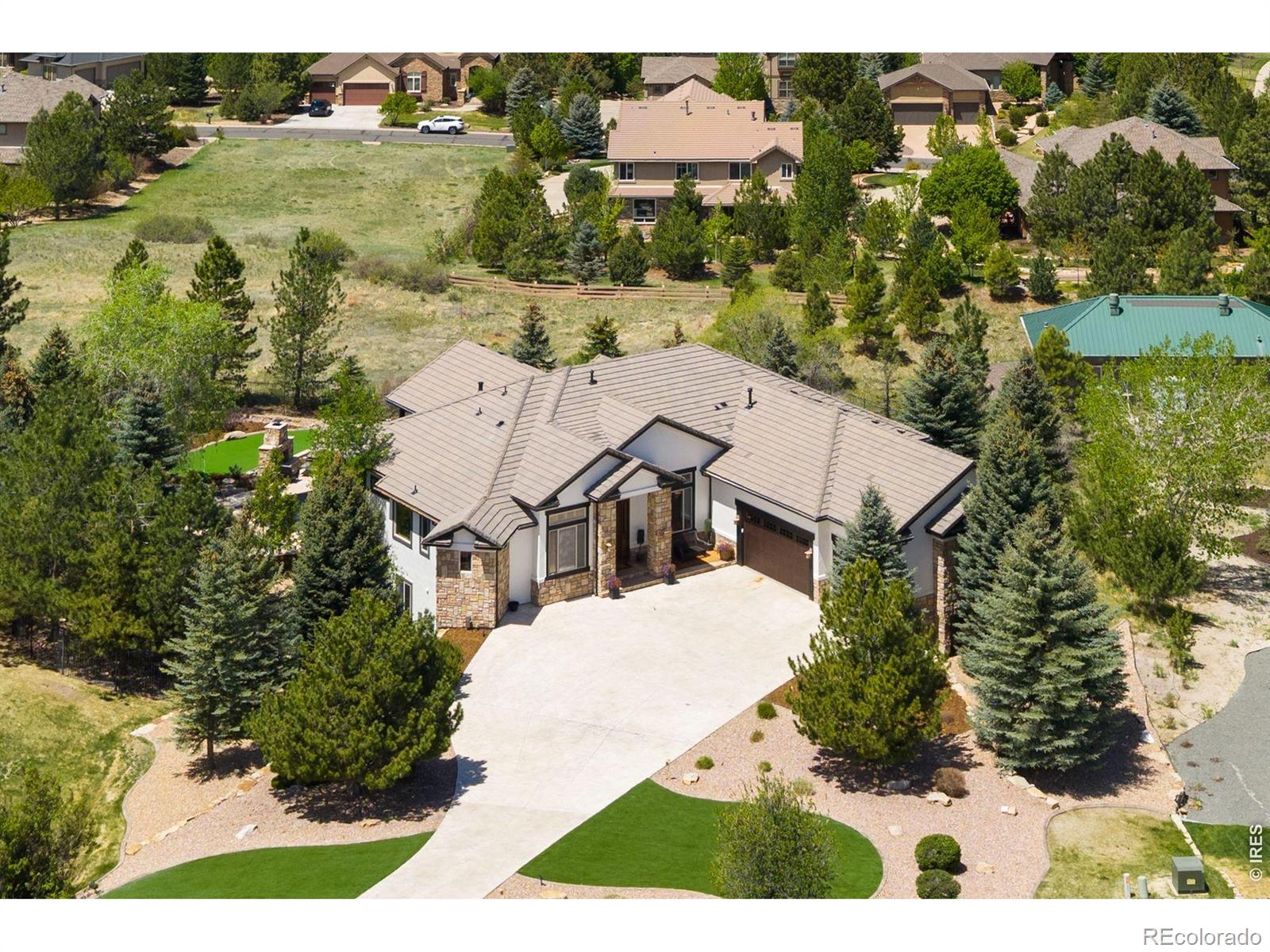 5415 Moonlight Way — photo