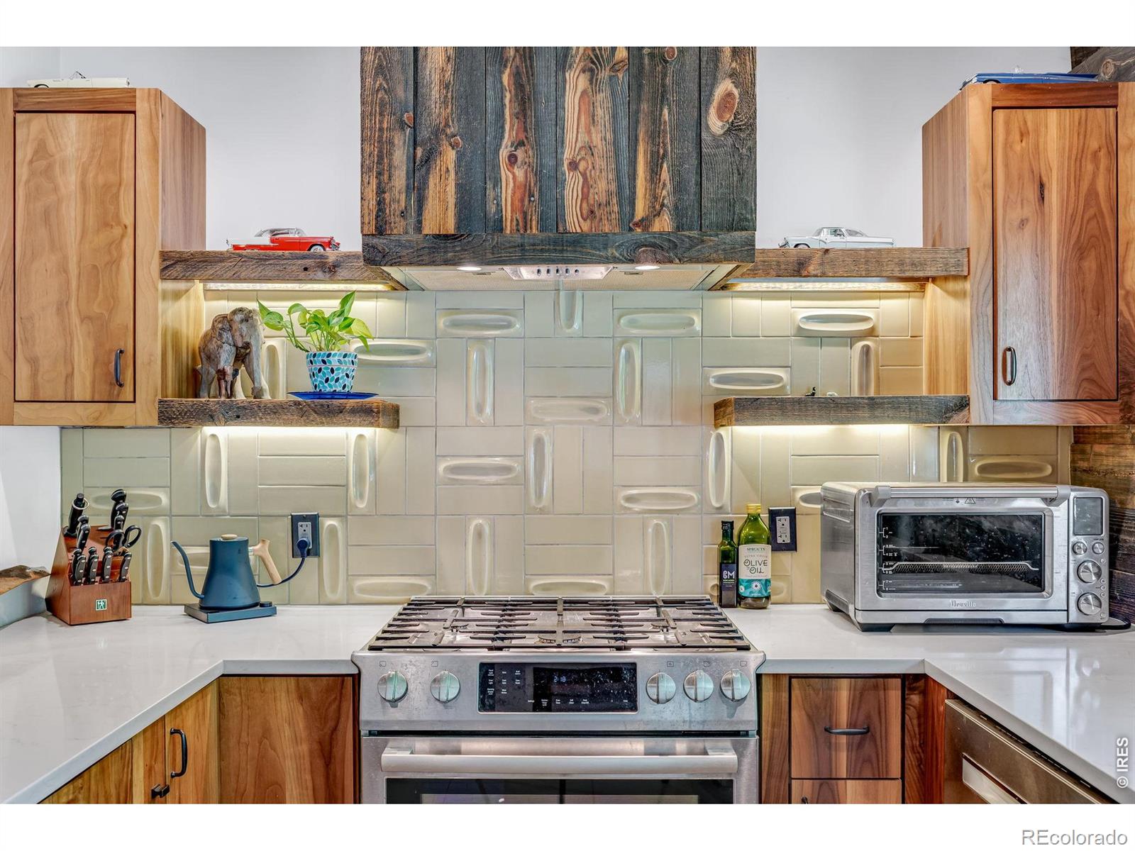 2610 Lloyd Circle — photo