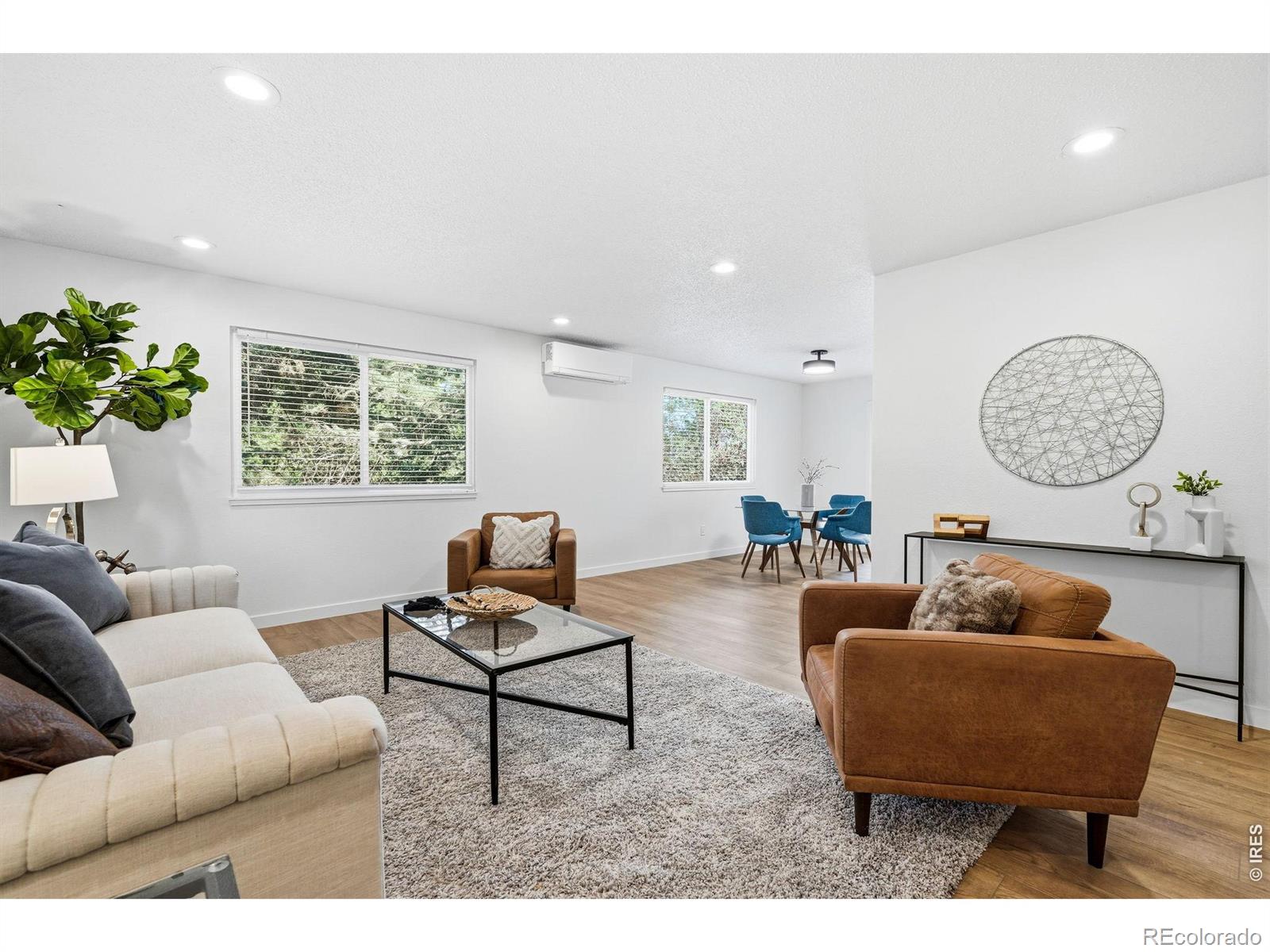 3525 Lakeview Circle — photo