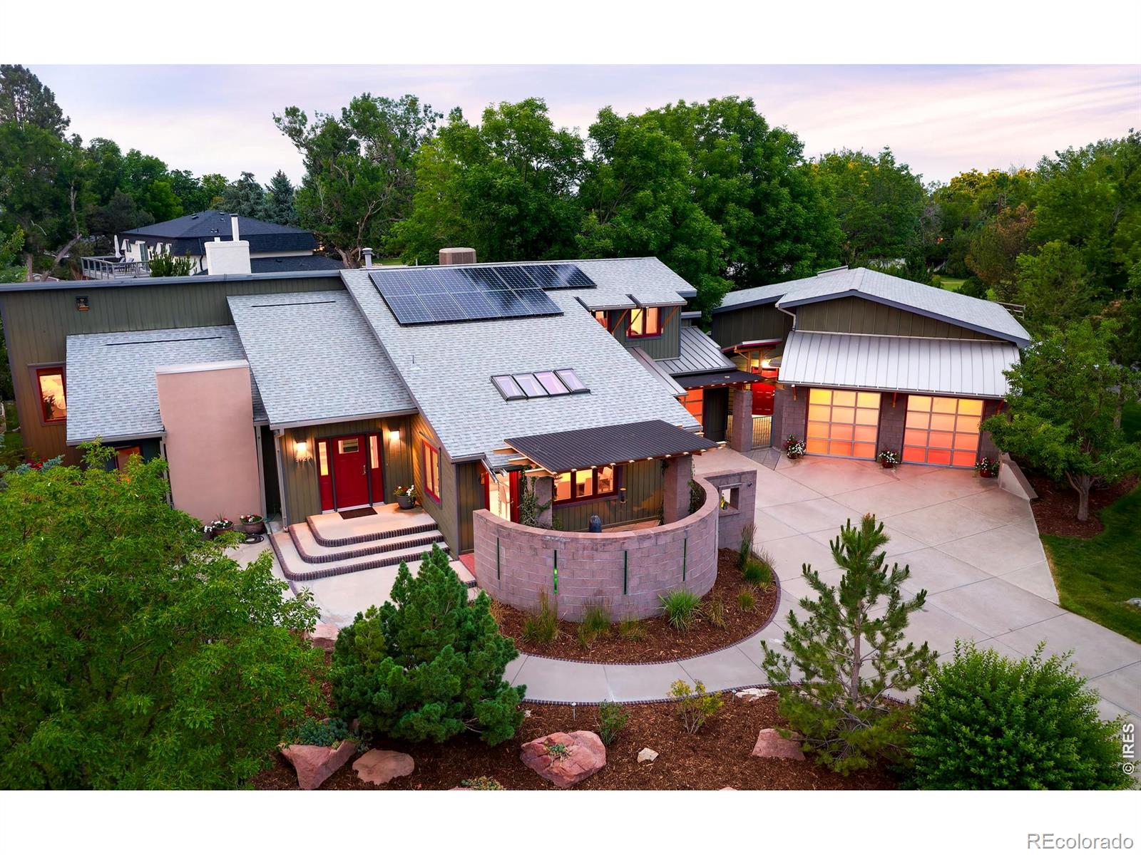 8929 Tahoe Lane — photo